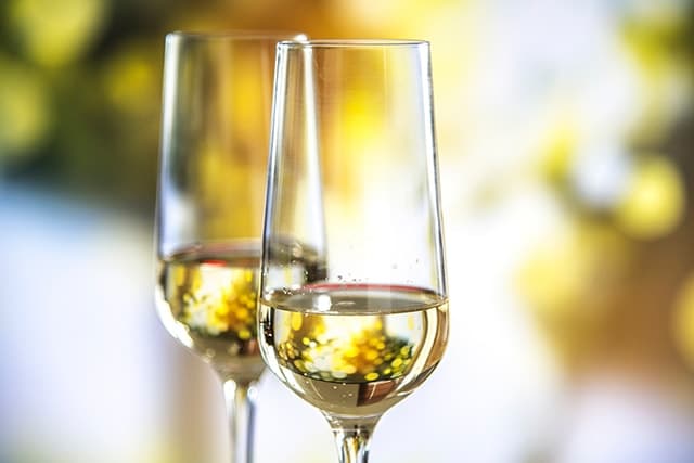 Le vin blanc de Bourgogne : caractéristiques